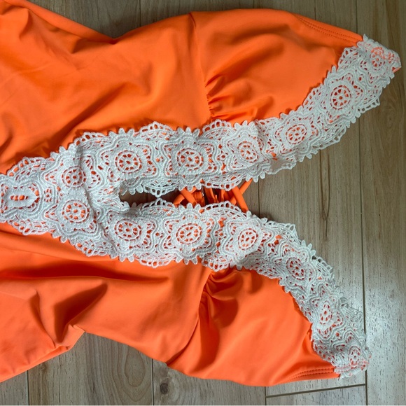 Cupshe swimsuit New with tags - Picture 4 of 7